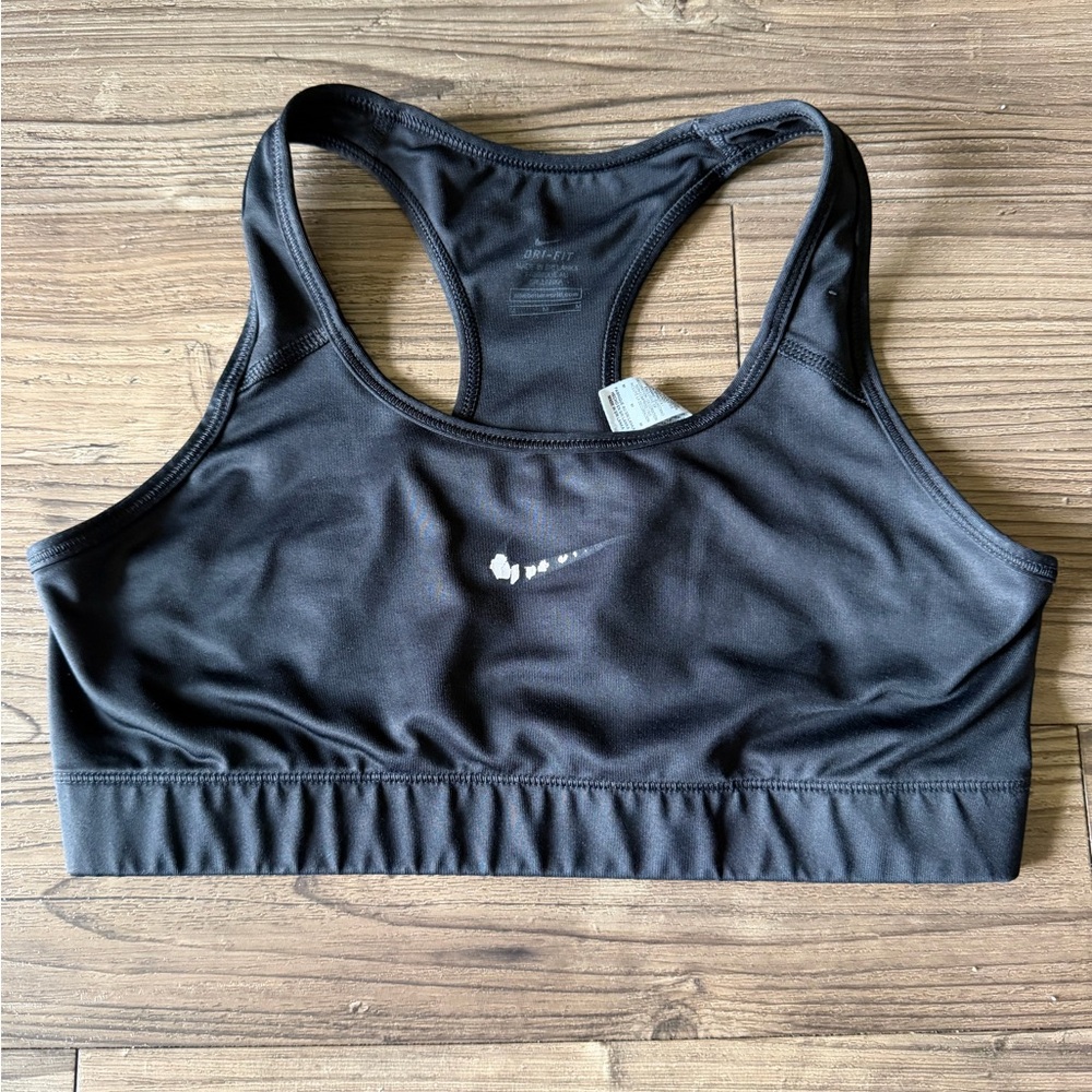 Women’s Nike Sports Bra Size Medium